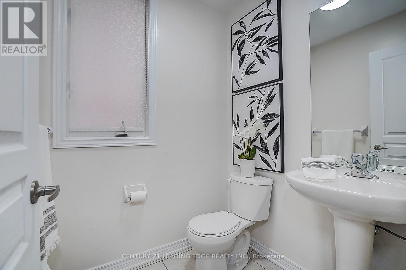 8 Hubner Avenue, Markham, Ontario  L6C 0S8 - Photo 27 - N12471700