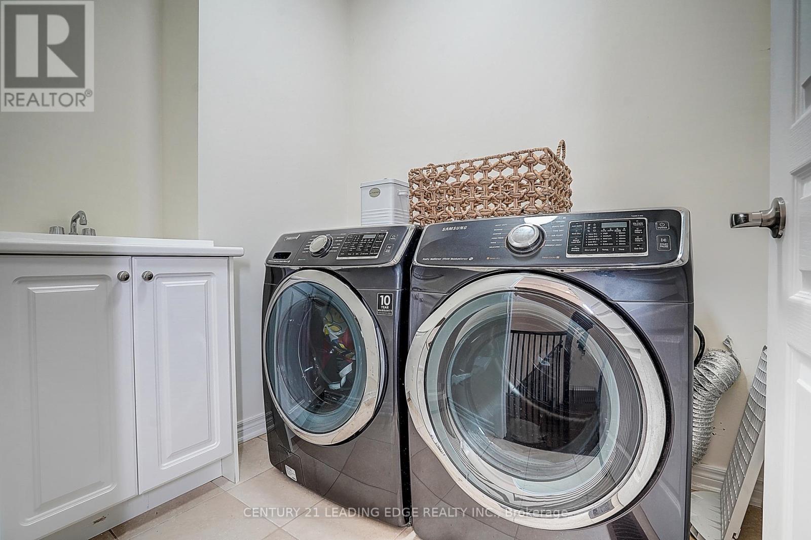 8 Hubner Avenue, Markham, Ontario  L6C 0S8 - Photo 45 - N12471700