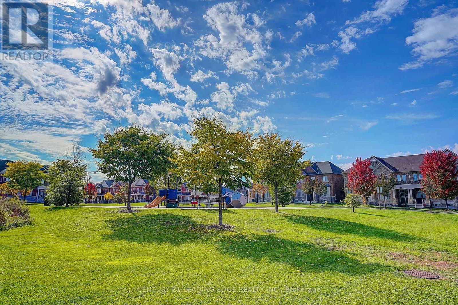 8 Hubner Avenue, Markham, Ontario  L6C 0S8 - Photo 49 - N12471700