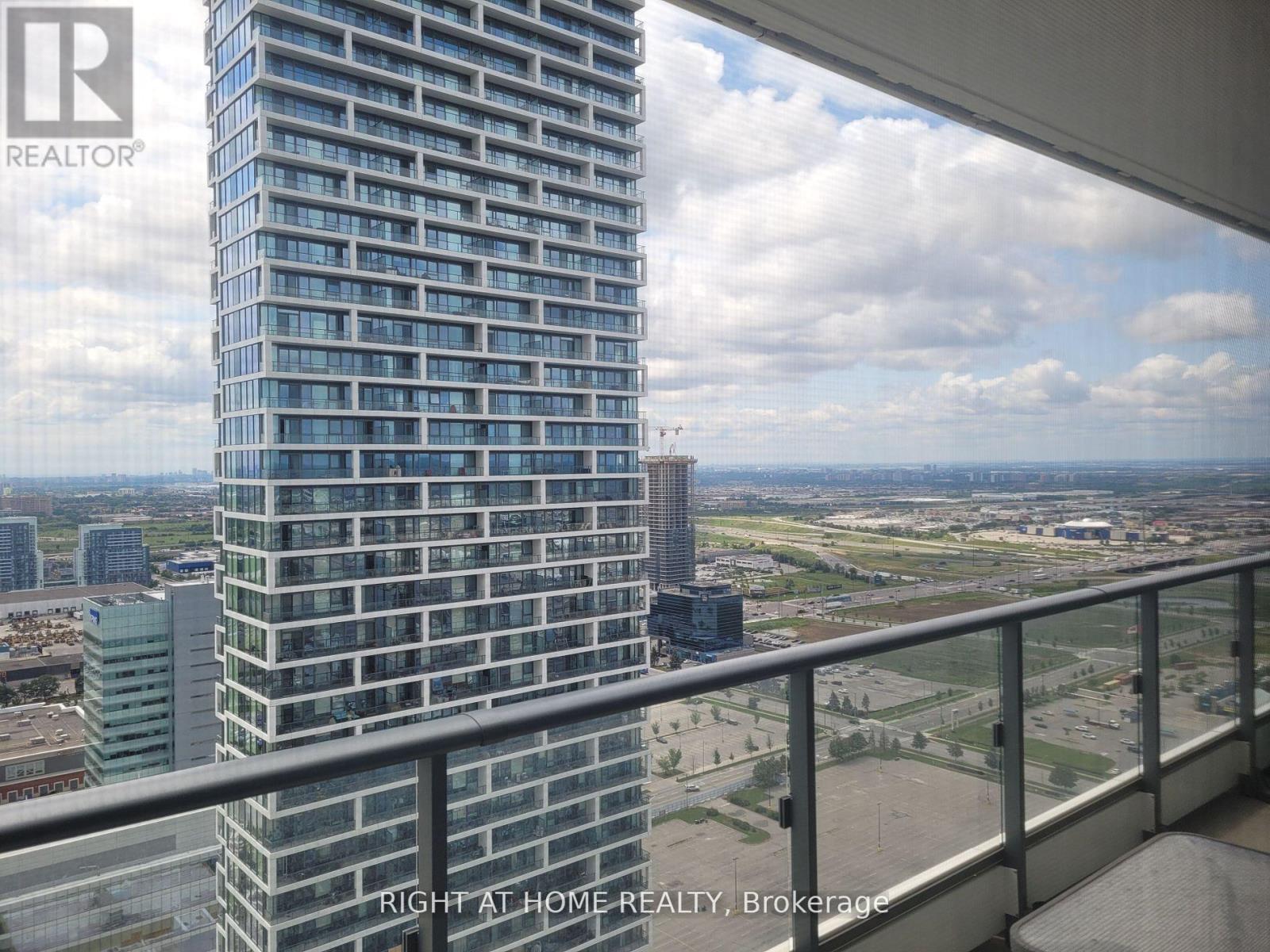 3903 - 898 PORTAGE PARKWAY, Vaughan, Ontario