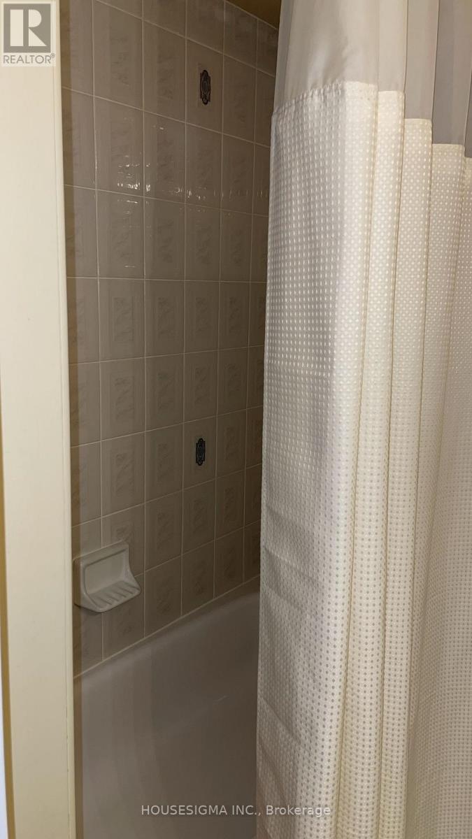 15 Silverado Trail, Vaughan, Ontario  L4H 1V7 - Photo 14 - N12471718