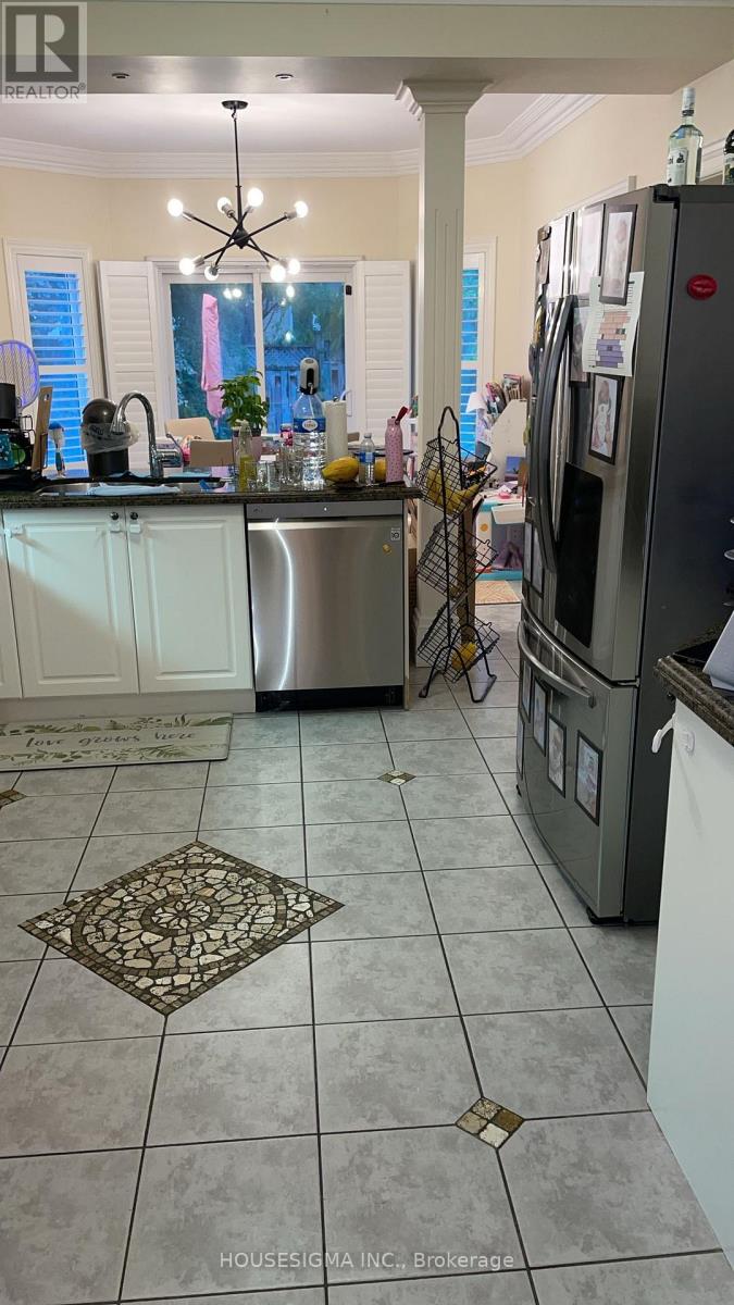 15 Silverado Trail, Vaughan, Ontario  L4H 1V7 - Photo 5 - N12471718