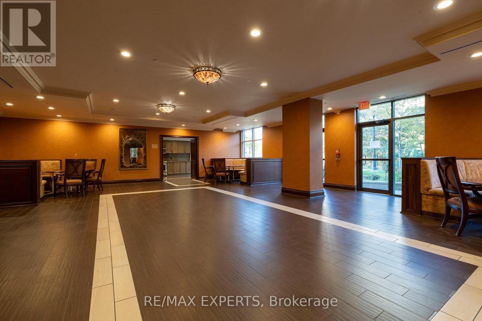 515 - 9225 Jane Street, Vaughan, Ontario  L6A 0J7 - Photo 27 - N12471725