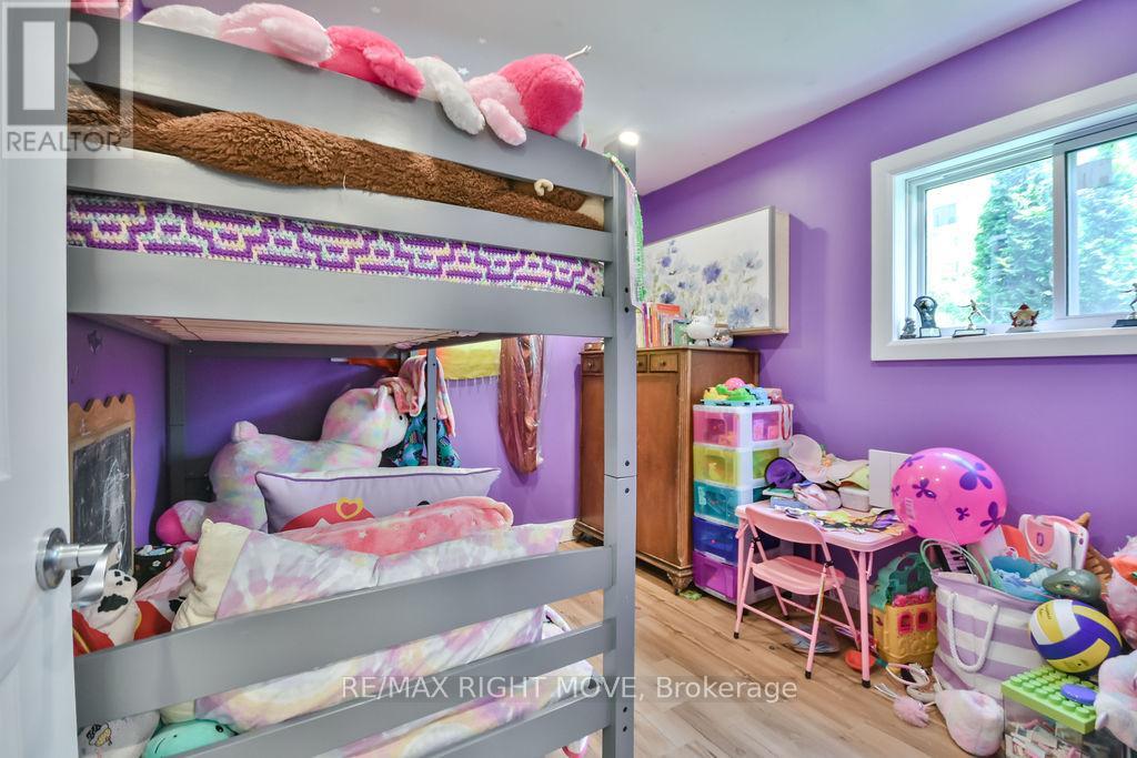 6896 Pentland Lane, Ramara, Ontario  L0K 2B0 - Photo 12 - S12471635