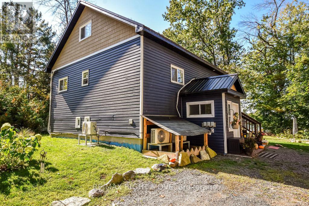 6896 Pentland Lane, Ramara, Ontario  L0K 2B0 - Photo 5 - S12471635