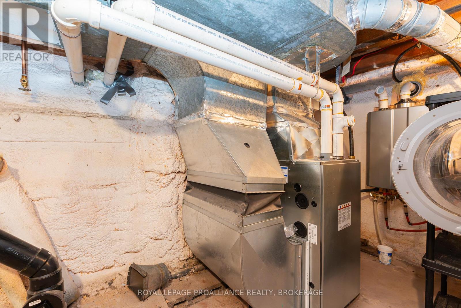 153 Montreal Street, Kingston, Ontario  K7K 3G2 - Photo 41 - X12471750