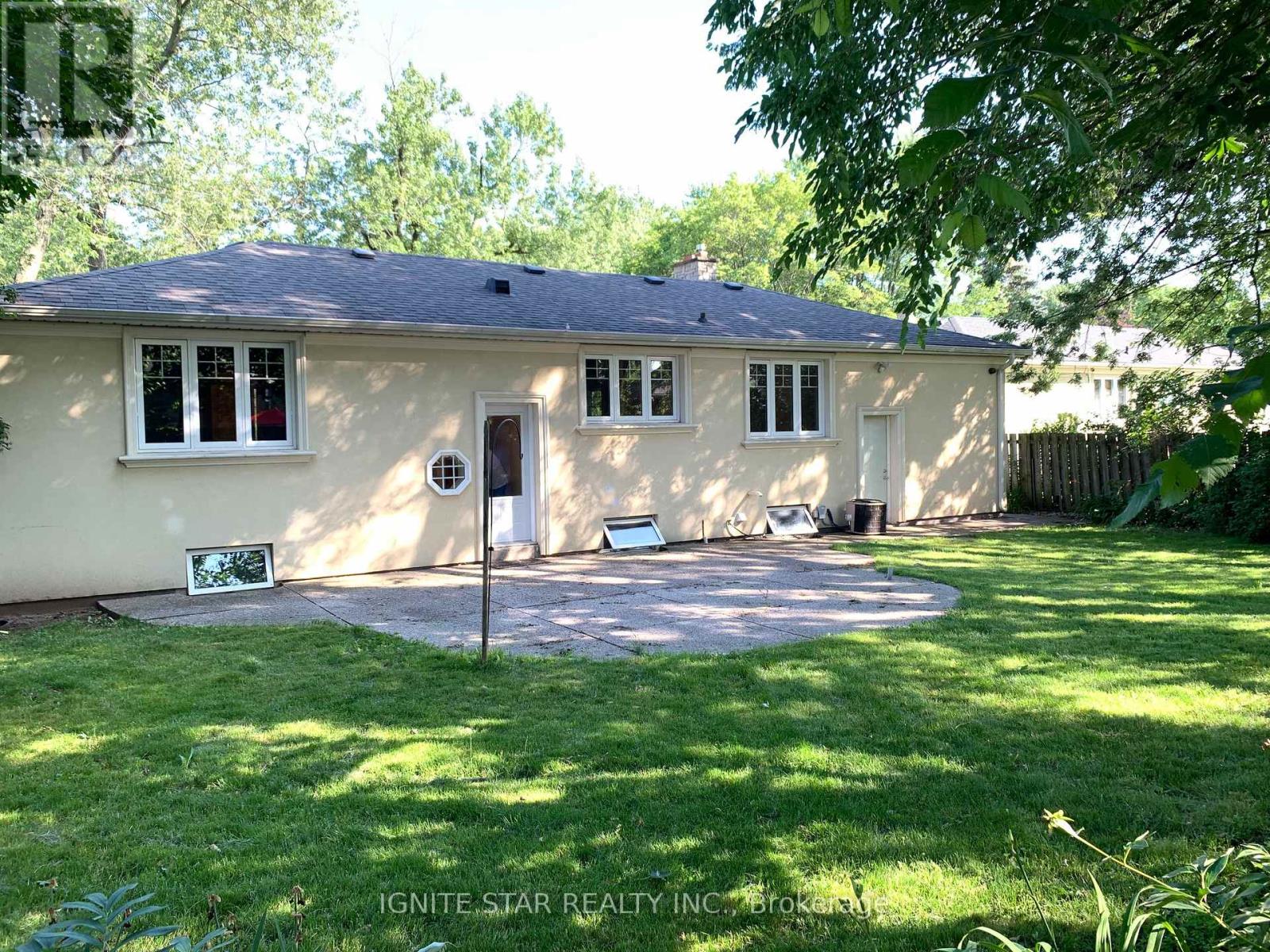 493 Pineland Avenue, Oakville, Ontario  L6K 1Z9 - Photo 39 - W12471609