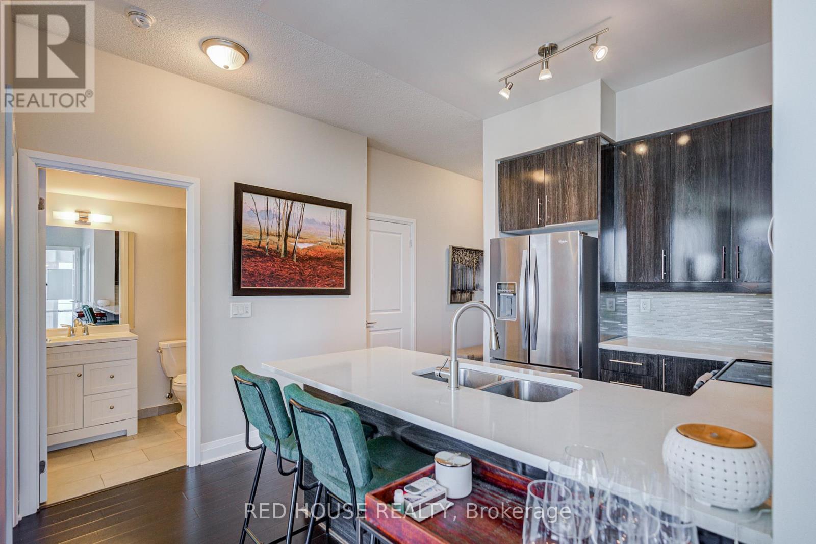 604 - 1185 The Queensway Avenue, Toronto, Ontario  M8Z 0C6 - Photo 13 - W12471630