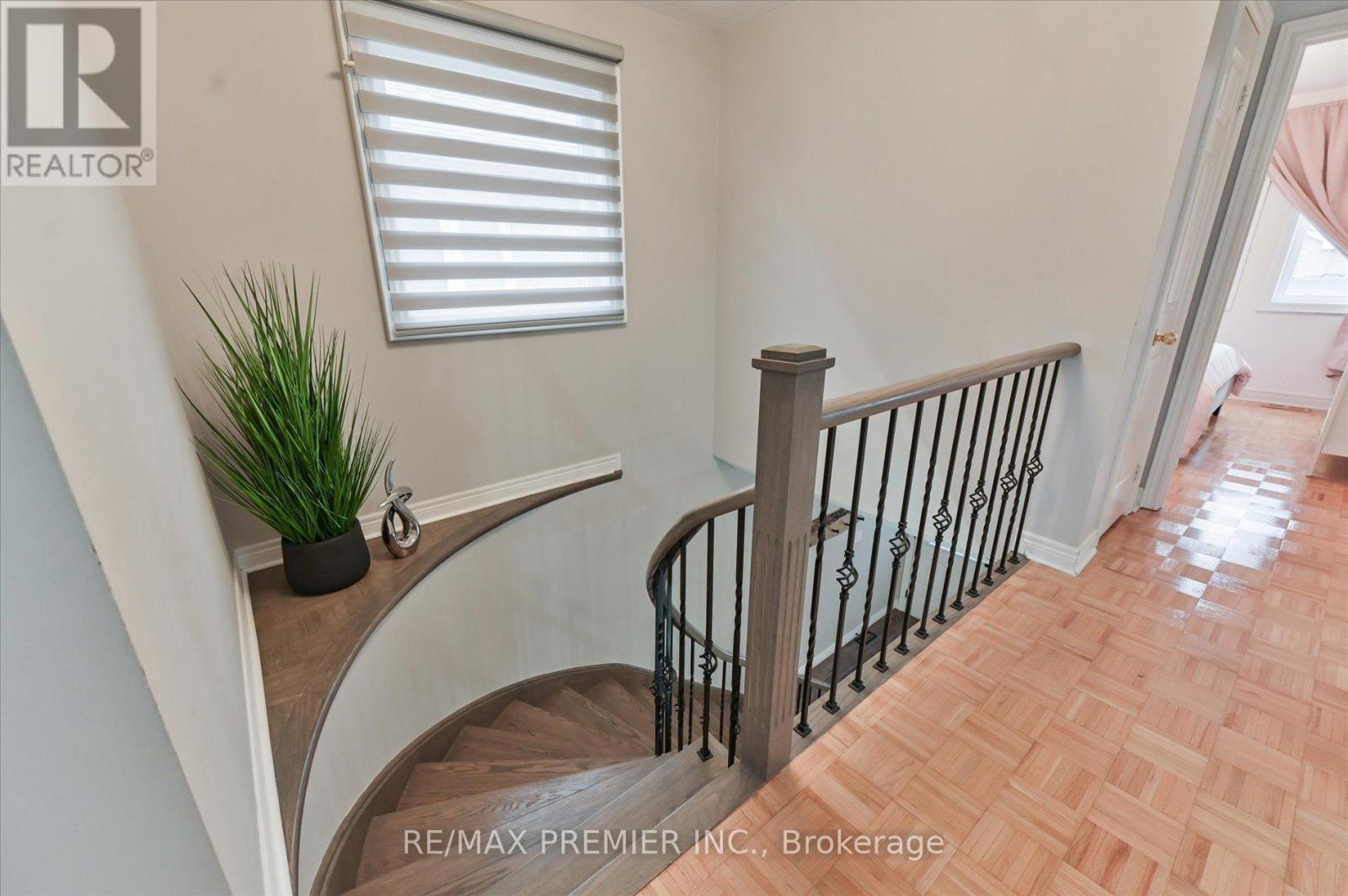 78 Archbury Circle, Caledon, Ontario  L7E 2H8 - Photo 15 - W12471642