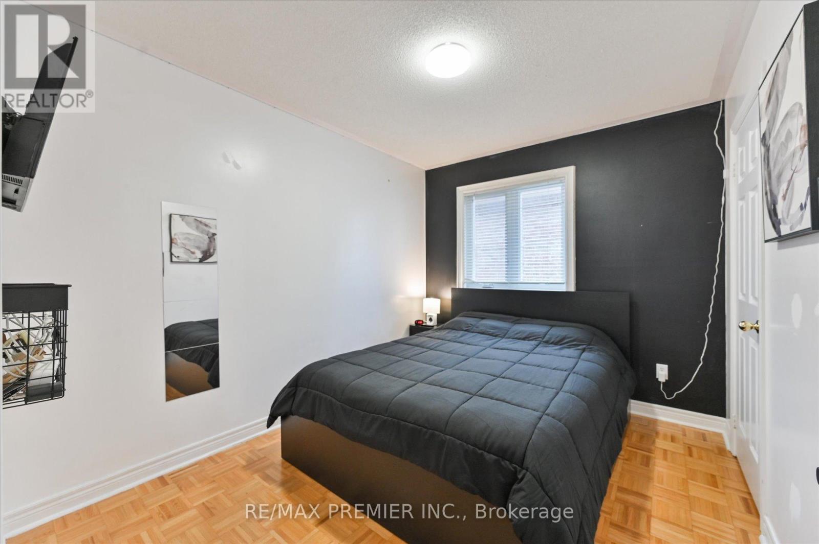 78 Archbury Circle, Caledon, Ontario  L7E 2H8 - Photo 21 - W12471642