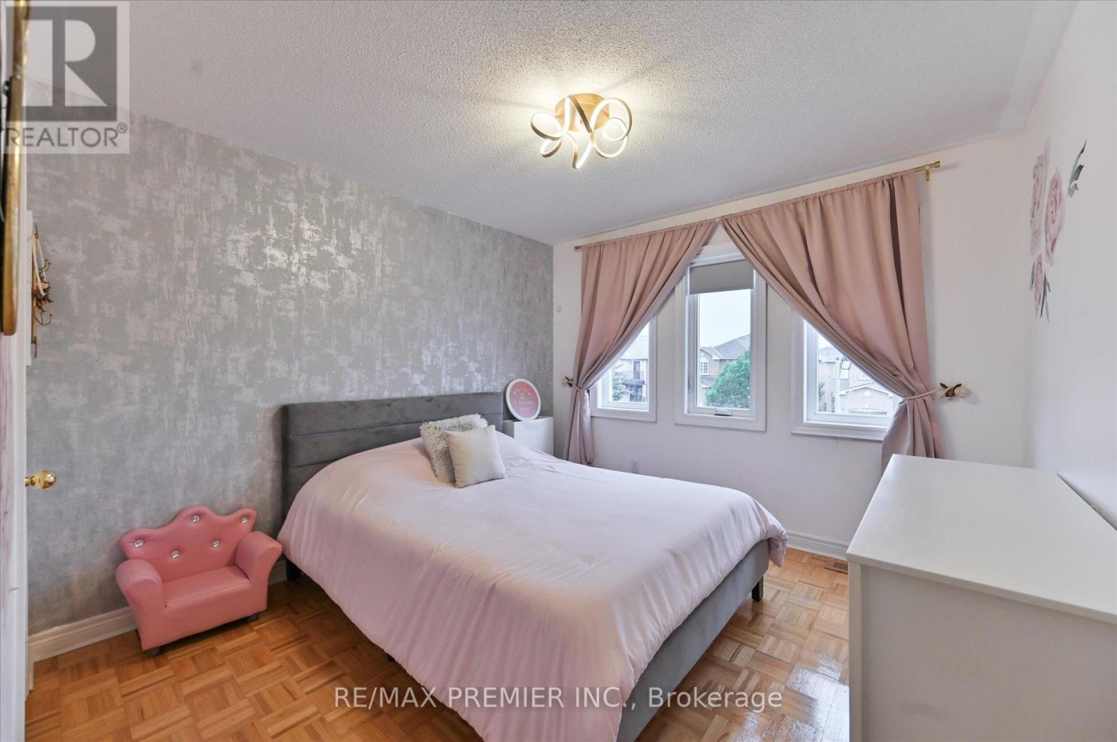 78 Archbury Circle, Caledon, Ontario  L7E 2H8 - Photo 25 - W12471642