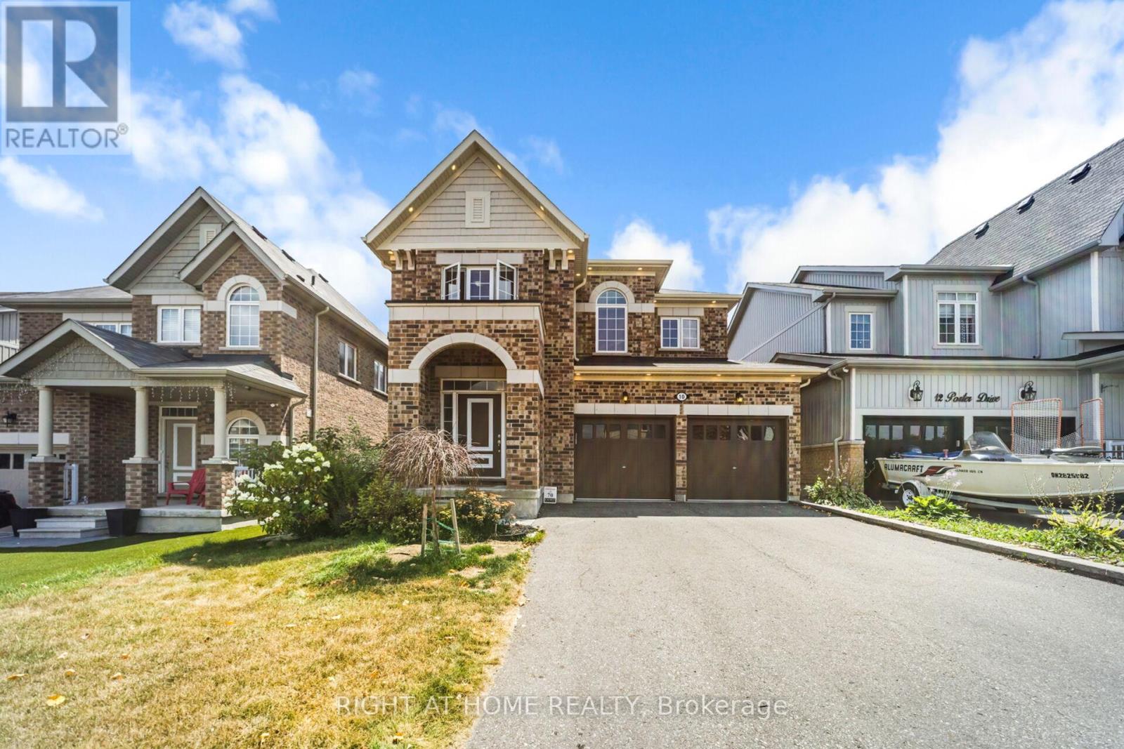 10 Porter Drive, Orangeville, Ontario  L9W 6Z4 - Photo 3 - W12471644