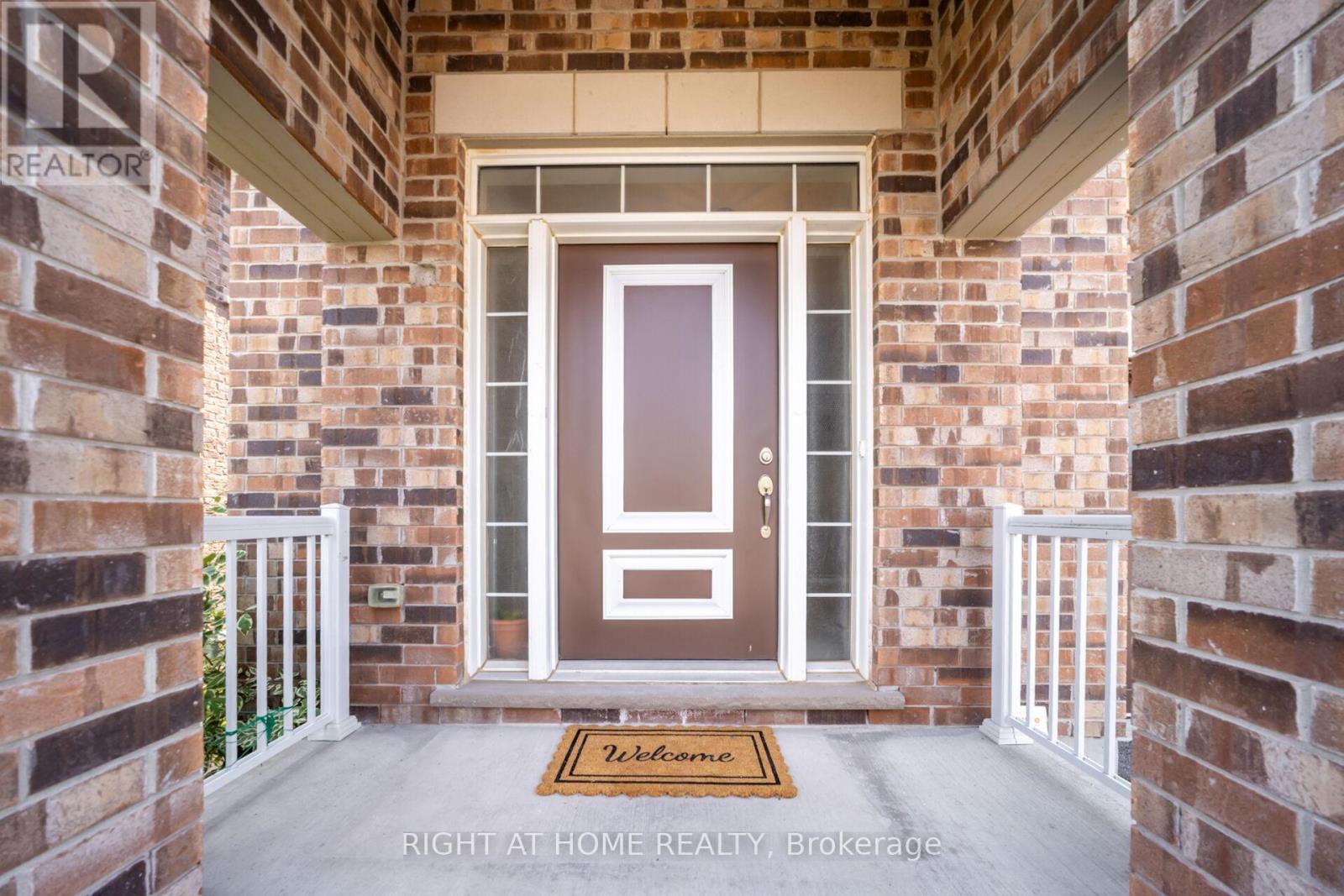10 Porter Drive, Orangeville, Ontario  L9W 6Z4 - Photo 4 - W12471644