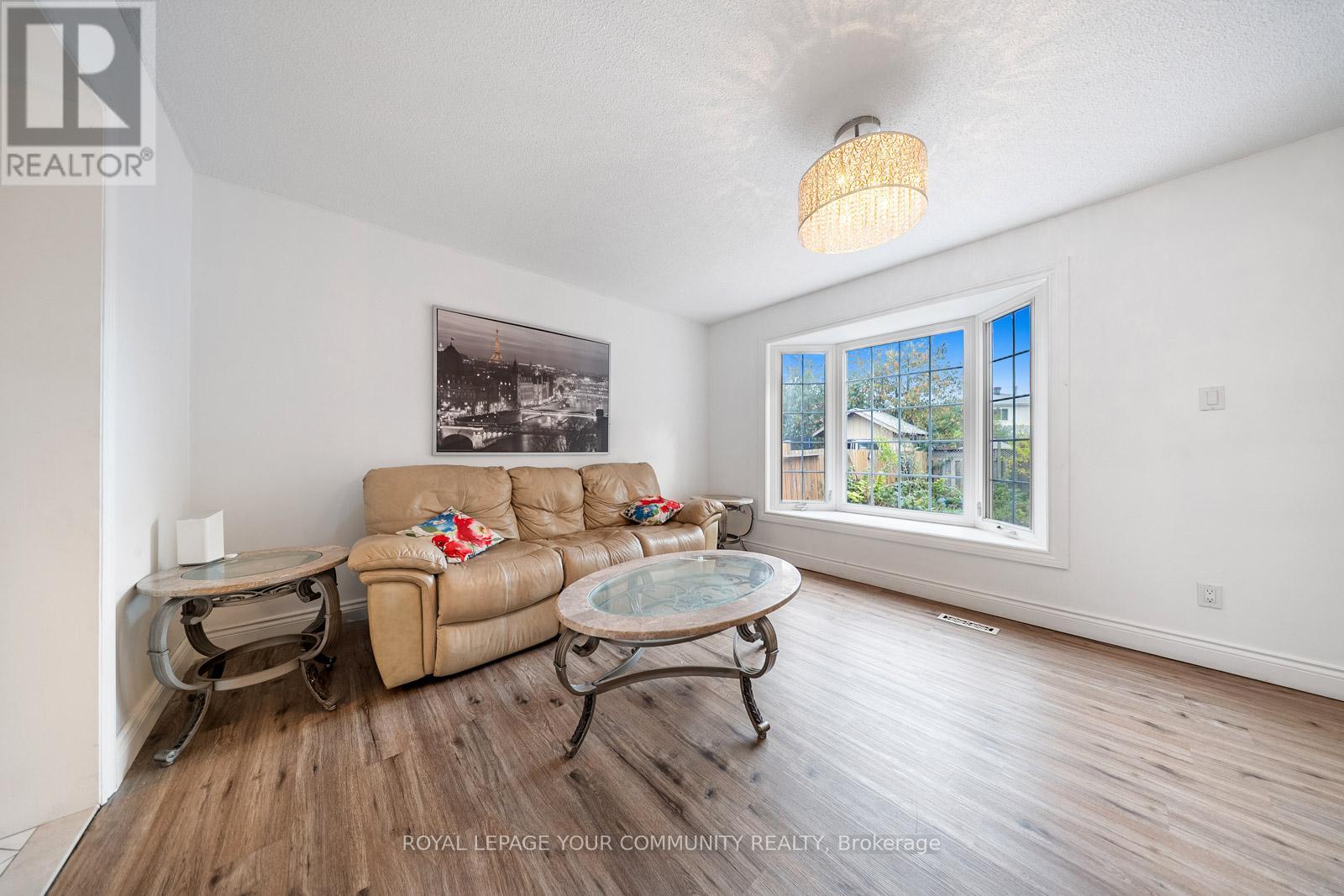 353 Rutherford Road N, Brampton, Ontario  L6V 3V9 - Photo 11 - W12471649