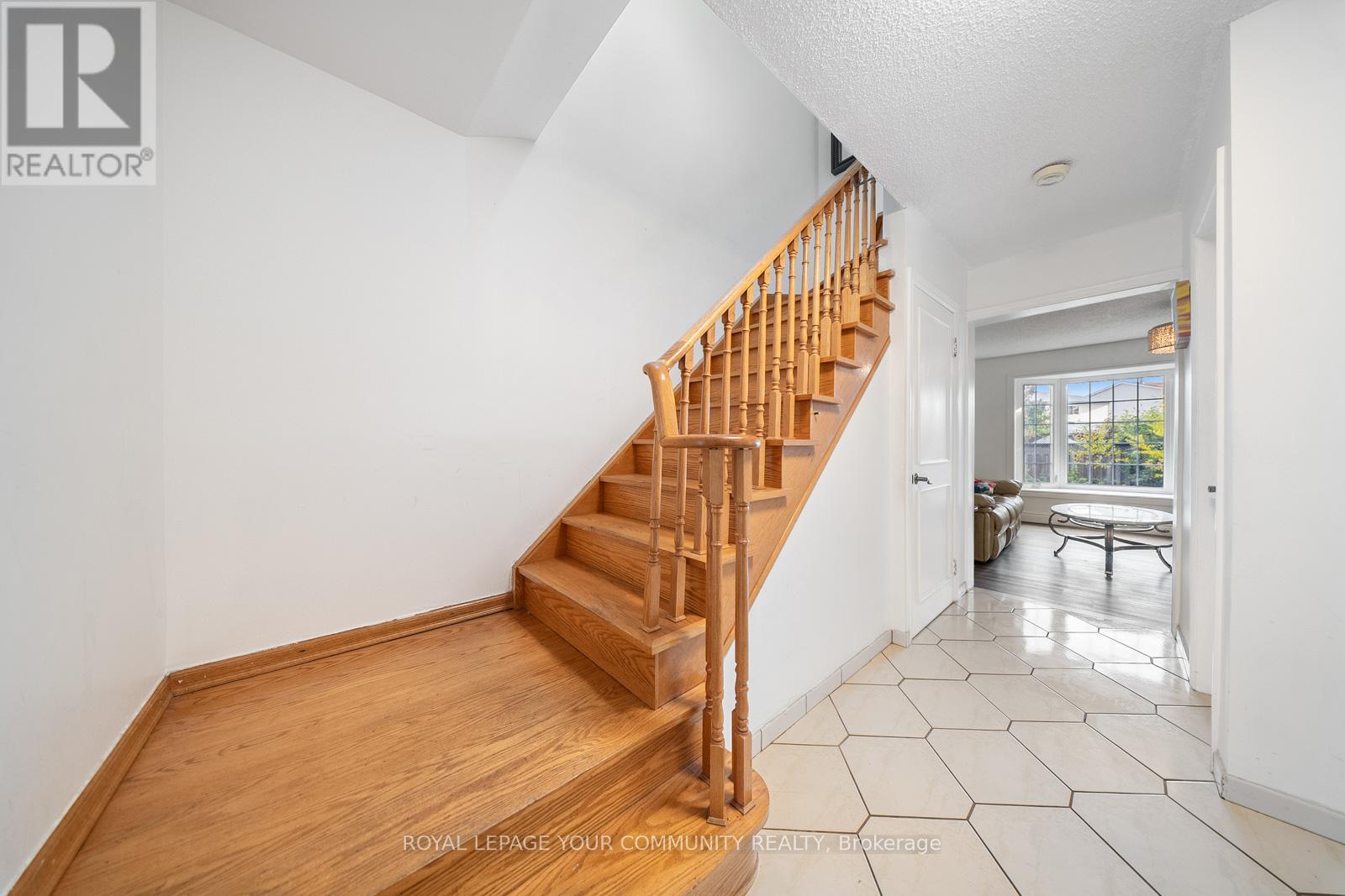 353 Rutherford Road N, Brampton, Ontario  L6V 3V9 - Photo 5 - W12471649