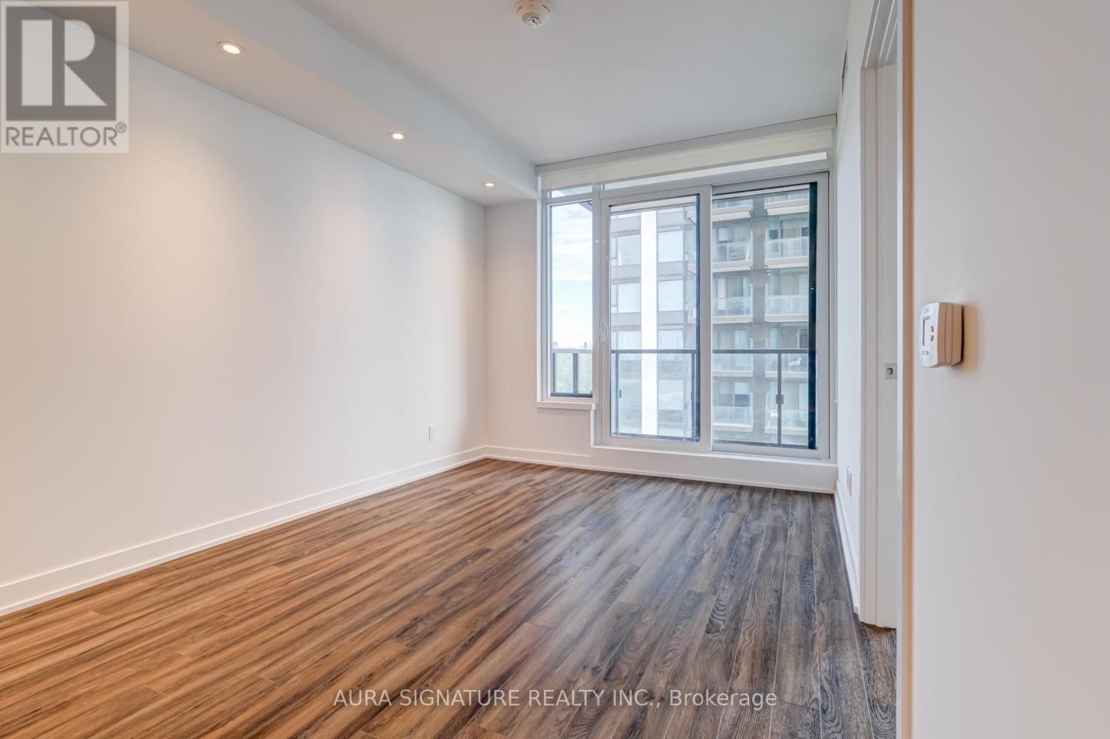 2205 - 1928 Lake Shore Boulevard W, Toronto, Ontario  M6S 0B1 - Photo 11 - W12471698