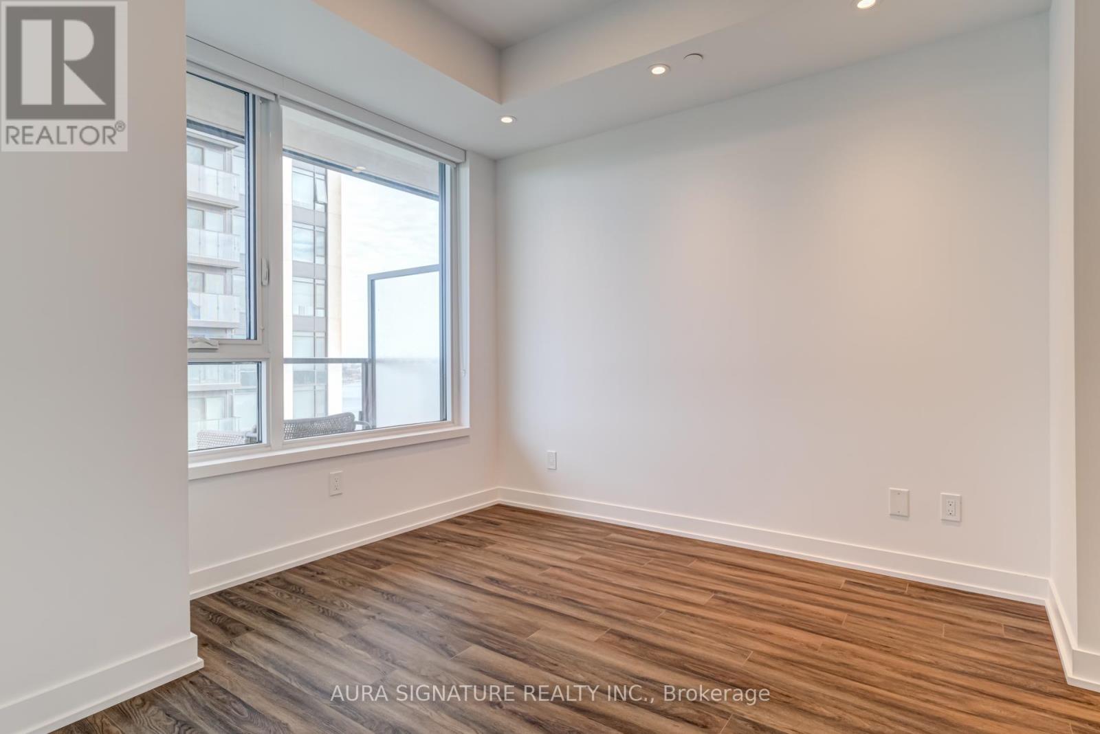 2205 - 1928 Lake Shore Boulevard W, Toronto, Ontario  M6S 0B1 - Photo 14 - W12471698