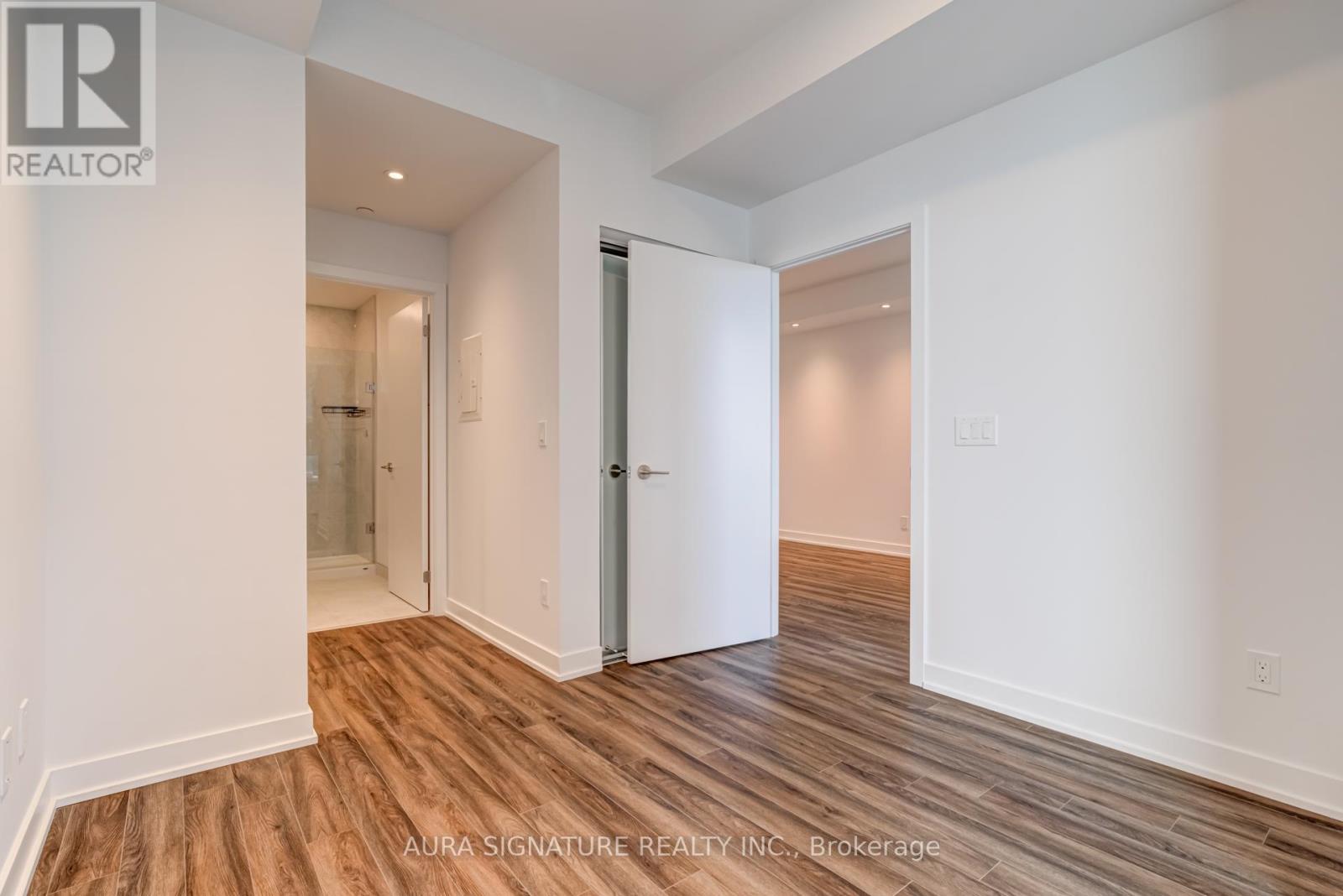 2205 - 1928 Lake Shore Boulevard W, Toronto, Ontario  M6S 0B1 - Photo 15 - W12471698