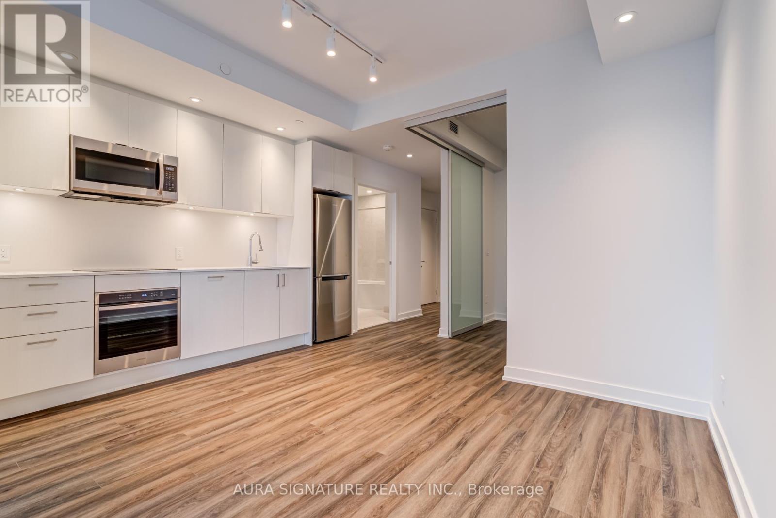 2205 - 1928 Lake Shore Boulevard W, Toronto, Ontario  M6S 0B1 - Photo 6 - W12471698