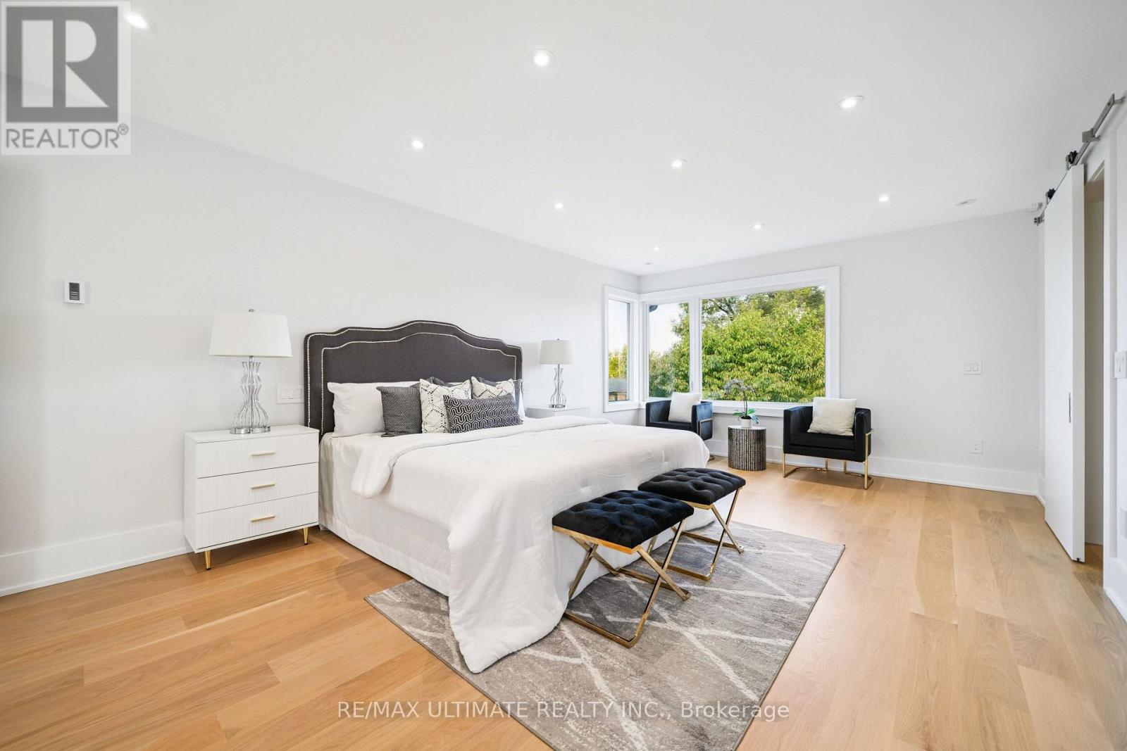 212 Queenslea Avenue, Toronto, Ontario  M9N 2L6 - Photo 21 - W12471713