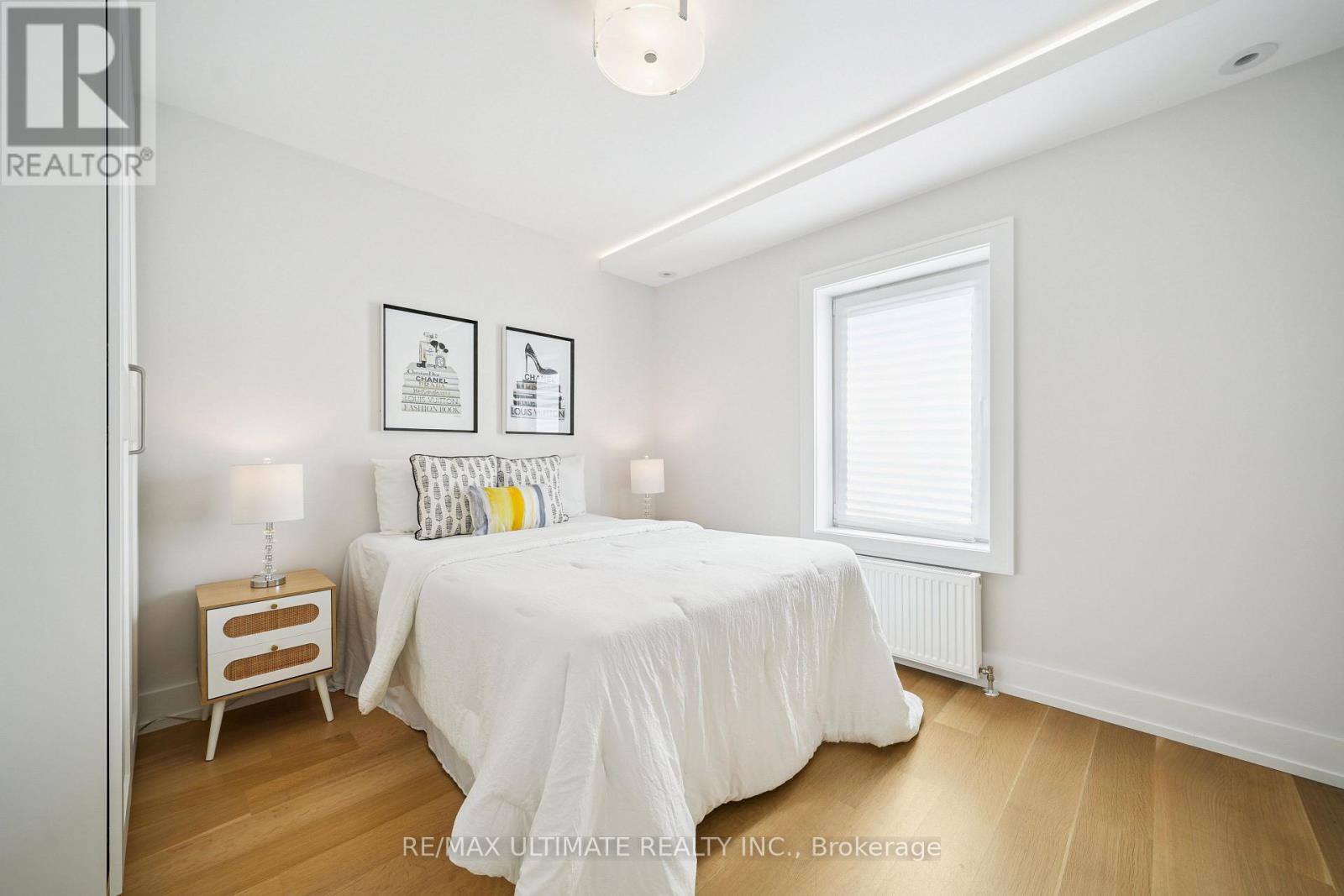 212 Queenslea Avenue, Toronto, Ontario  M9N 2L6 - Photo 30 - W12471713