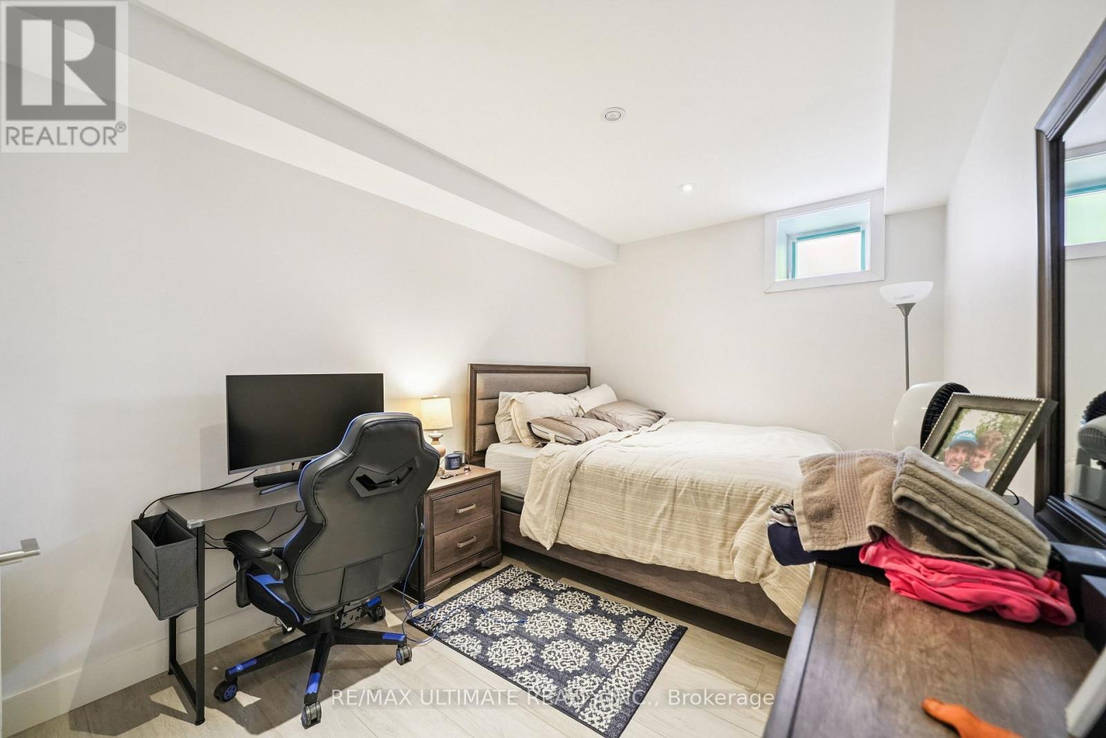212 Queenslea Avenue, Toronto, Ontario  M9N 2L6 - Photo 37 - W12471713