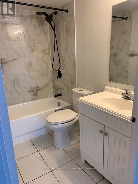 1604 - 115 Hillcrest Avenue, Mississauga, Ontario  L5B 3Y9 - Photo 20 - W12471721