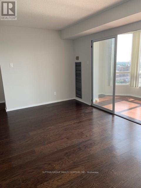 1604 - 115 Hillcrest Avenue, Mississauga, Ontario  L5B 3Y9 - Photo 7 - W12471721