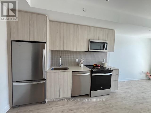 D204 - 720 Whitlock Avenue, Milton, Ontario  L9E 1S5 - Photo 13 - W12471729