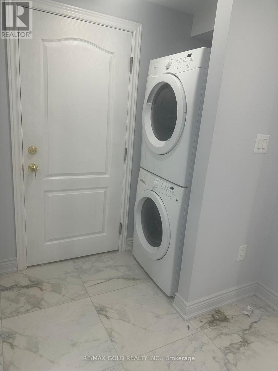 Basement - 5349 Tenth Line W, Mississauga, Ontario  L5M 7C2 - Photo 12 - W12471737