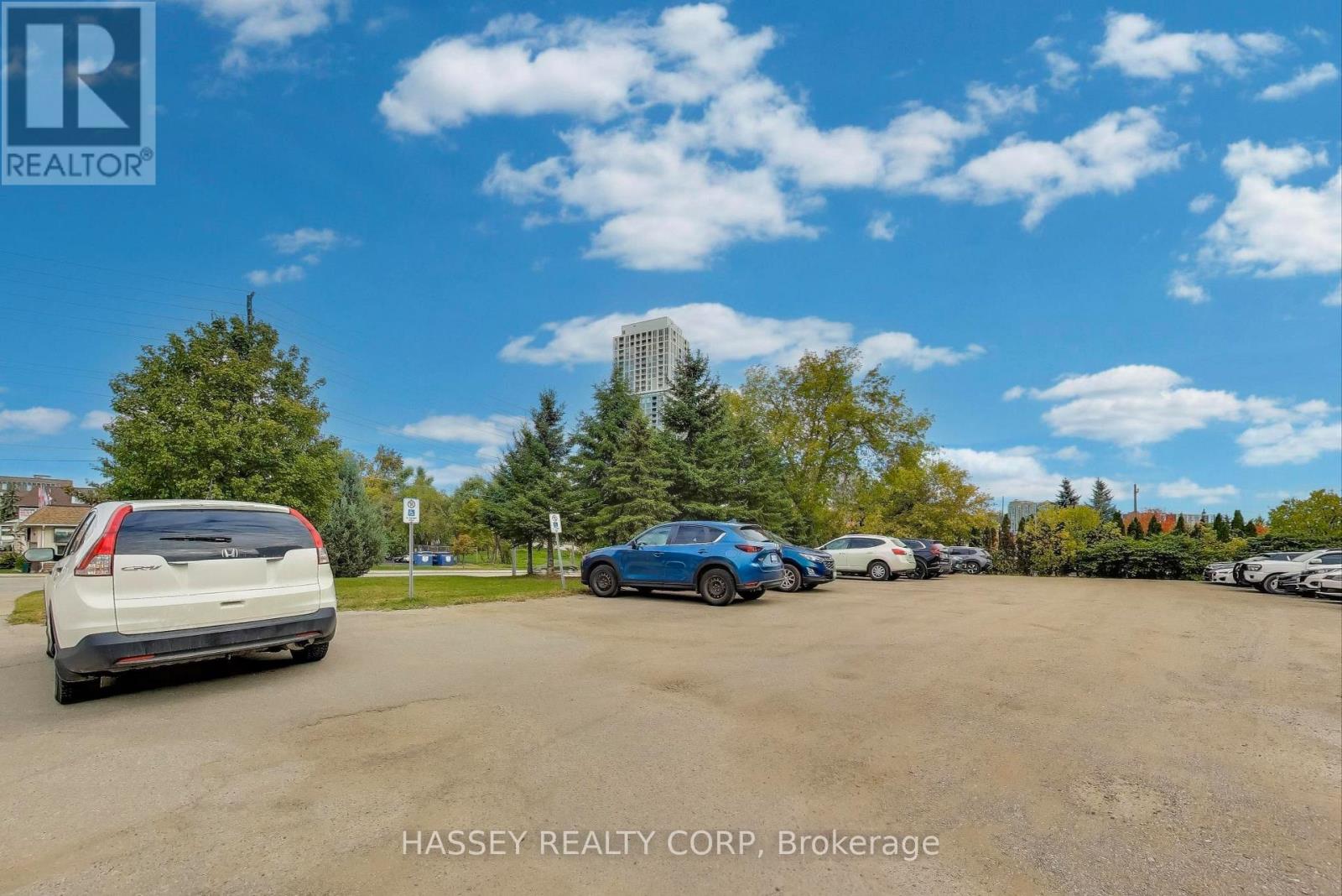 201 - 4 Checkley Street, Barrie (City Centre), Ontario  L4N 1W1 - Photo 24 - S12357581