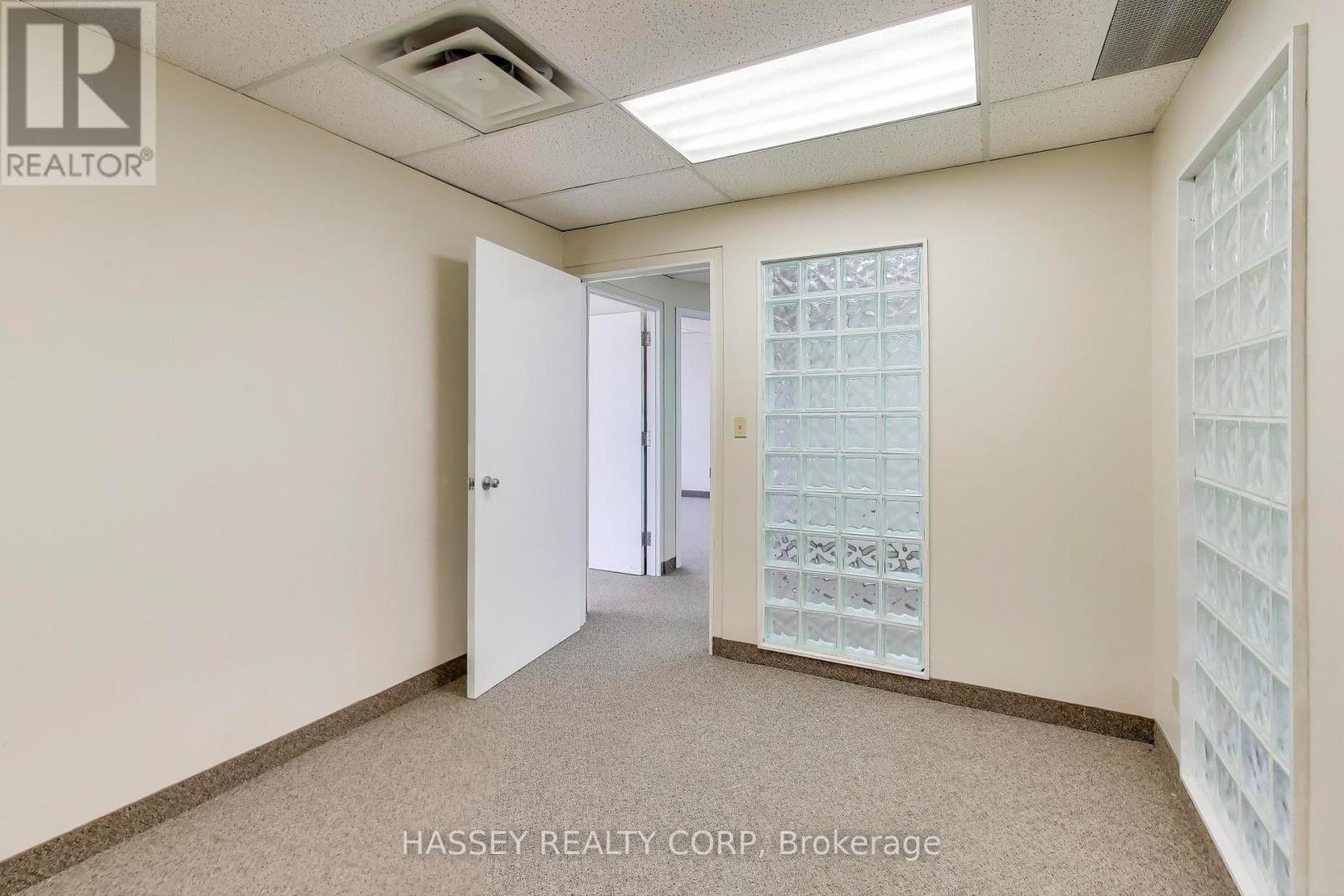 201 - 4 Checkley Street, Barrie (City Centre), Ontario  L4N 1W1 - Photo 20 - S12357581