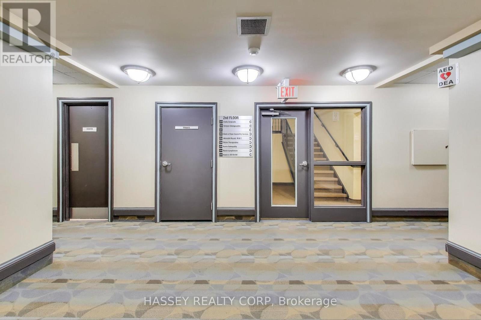 201 - 4 Checkley Street, Barrie (City Centre), Ontario  L4N 1W1 - Photo 8 - S12357581