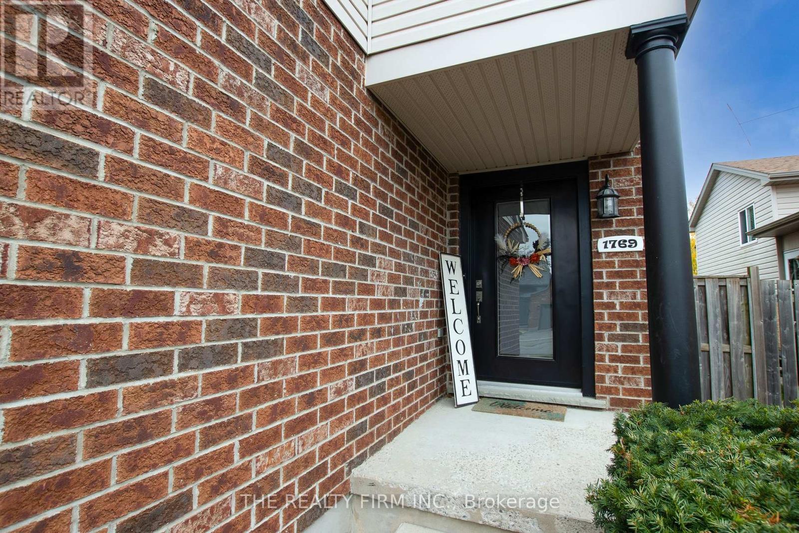 1769 Bayswater Crescent, London North, Ontario  N6G 5M9 - Photo 5 - X12471751