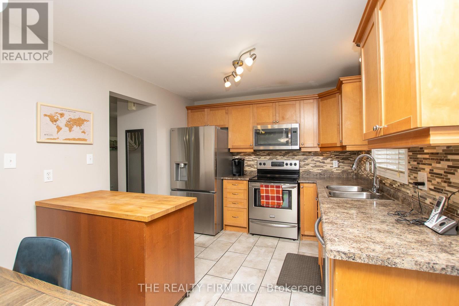 1769 Bayswater Crescent, London North, Ontario  N6G 5M9 - Photo 7 - X12471751