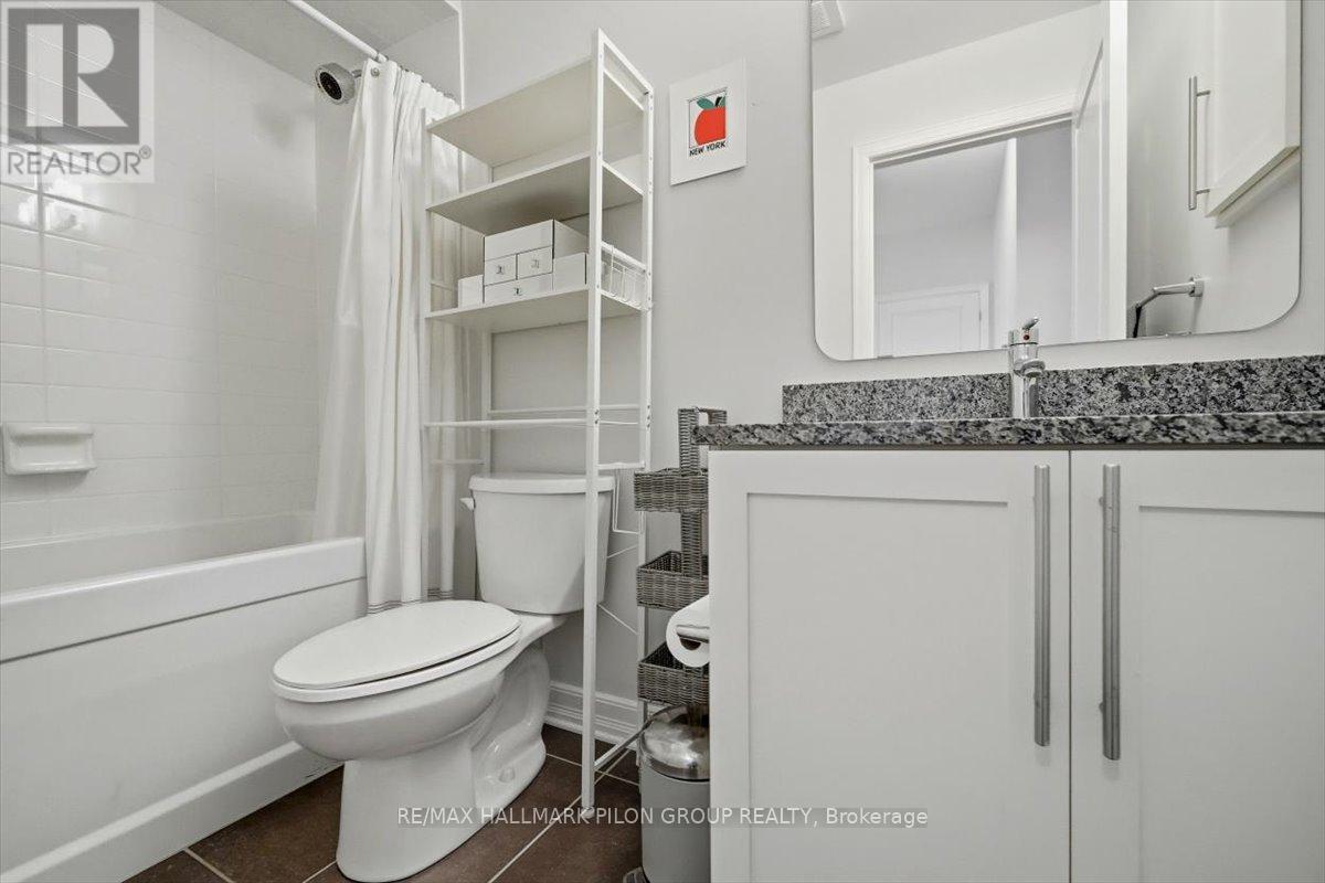 413 - 238 Besserer Street, Ottawa, Ontario  K1N 6B1 - Photo 16 - X12471745