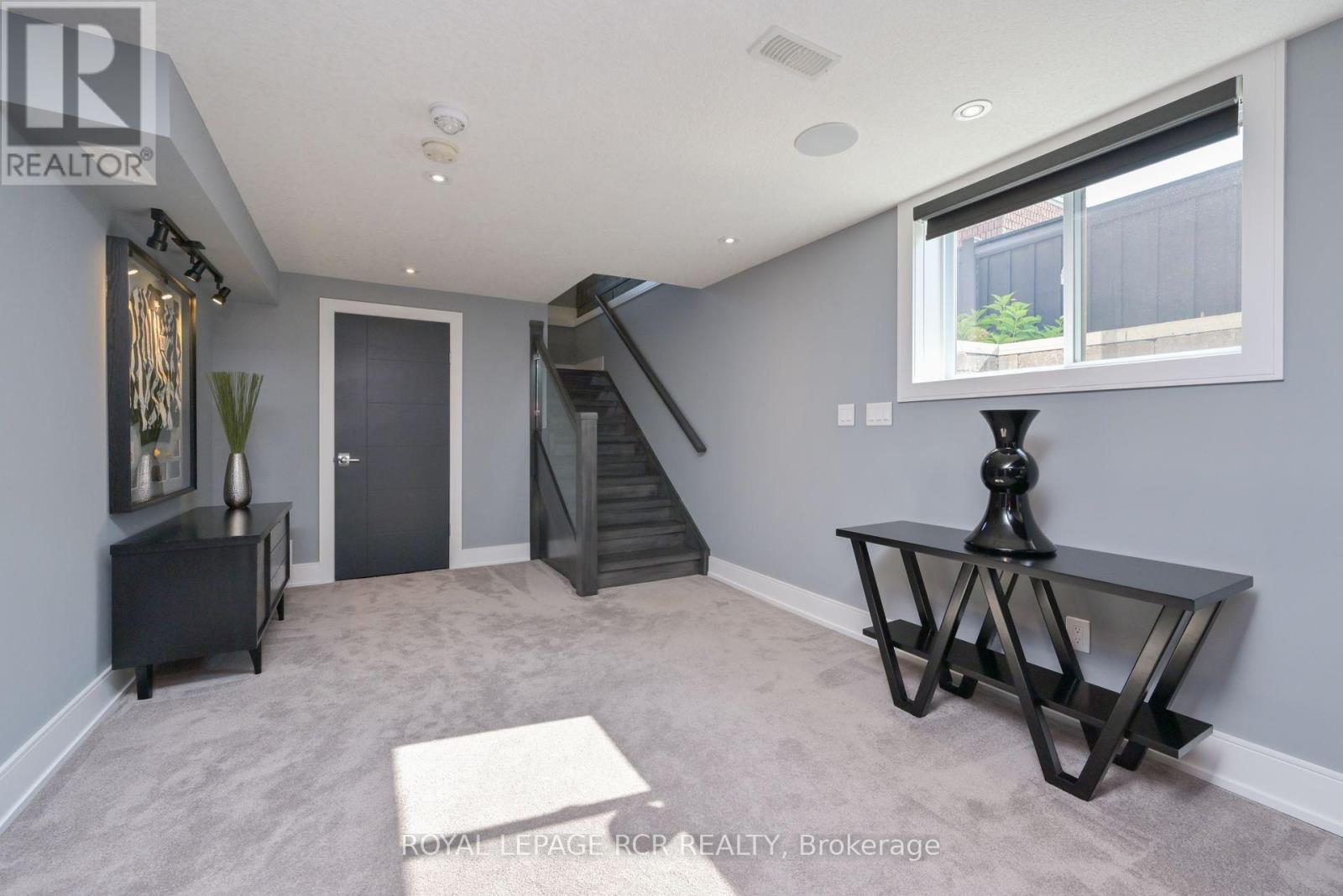 19 Dover Lane, Centre Wellington, Ontario  N1M 0E6 - Photo 16 - X12471604