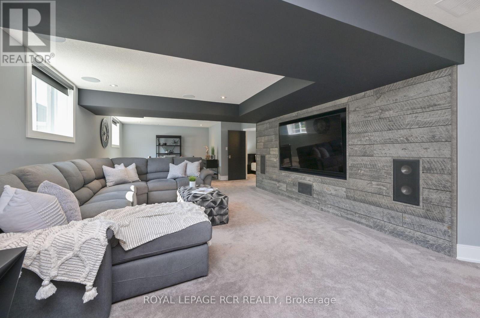 19 Dover Lane, Centre Wellington, Ontario  N1M 0E6 - Photo 18 - X12471604