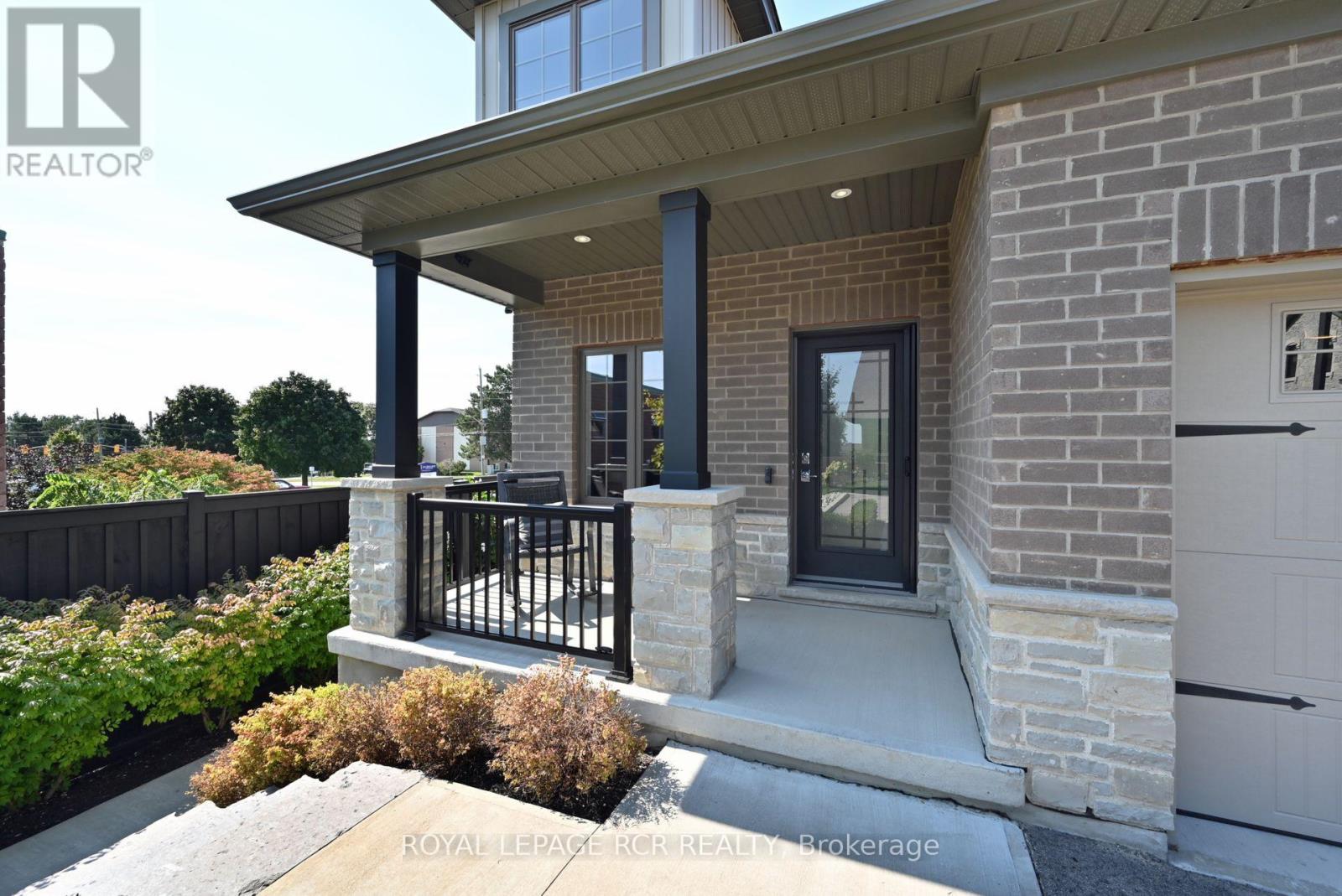 19 Dover Lane, Centre Wellington, Ontario  N1M 0E6 - Photo 2 - X12471604