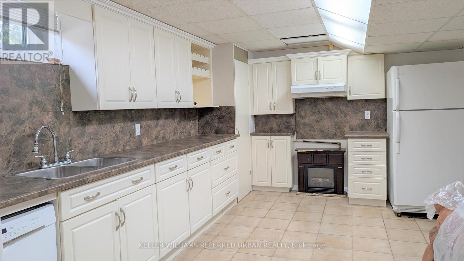 461 Geneva Street S, St. Catharines, Ontario  L2N 2H2 - Photo 13 - X12471610