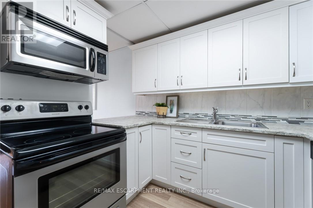 10 - 8646 Willoughby Drive, Niagara Falls, Ontario  L2G 6X7 - Photo 14 - X12471628