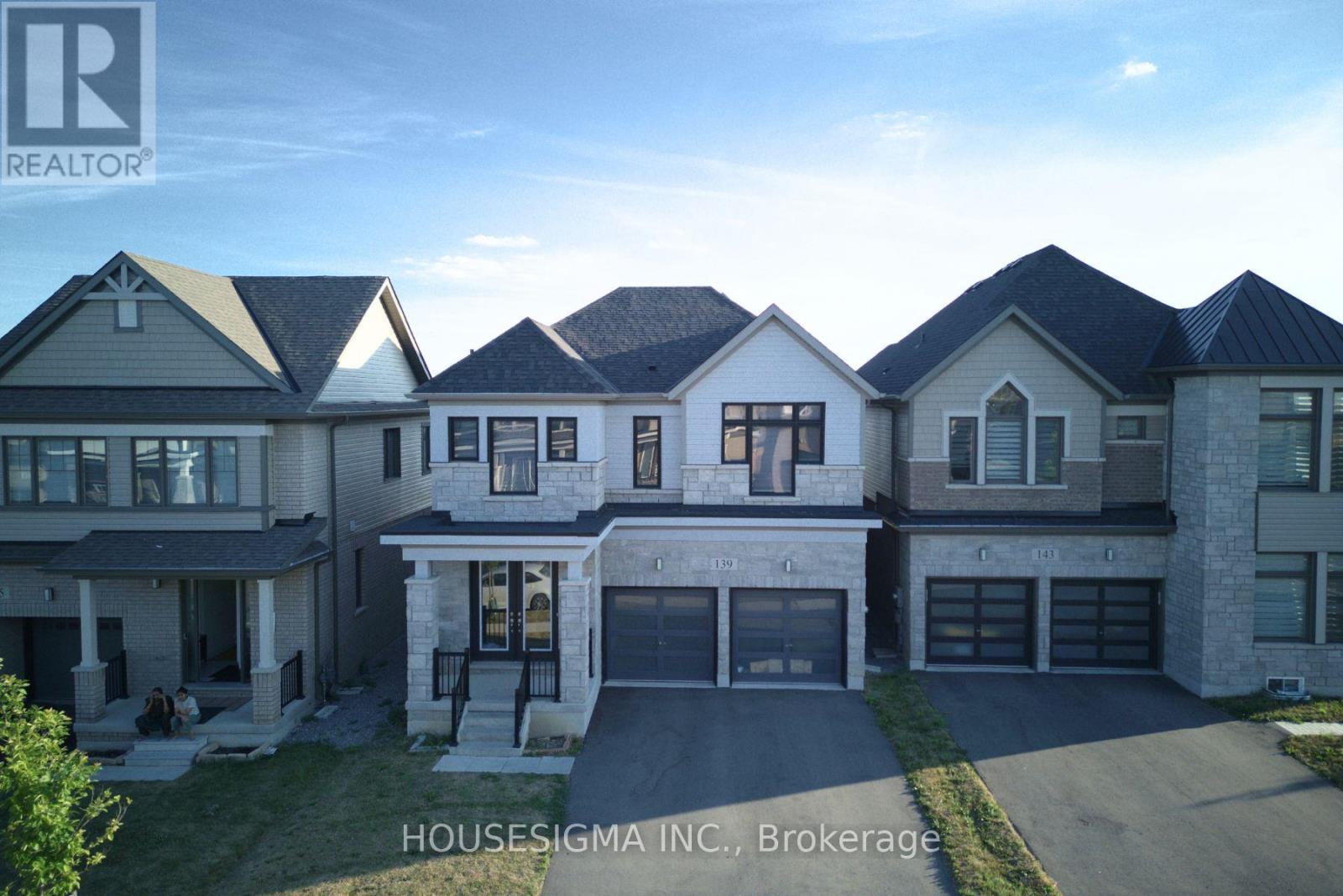 139 FAIREY CRESCENT, Hamilton, Ontario