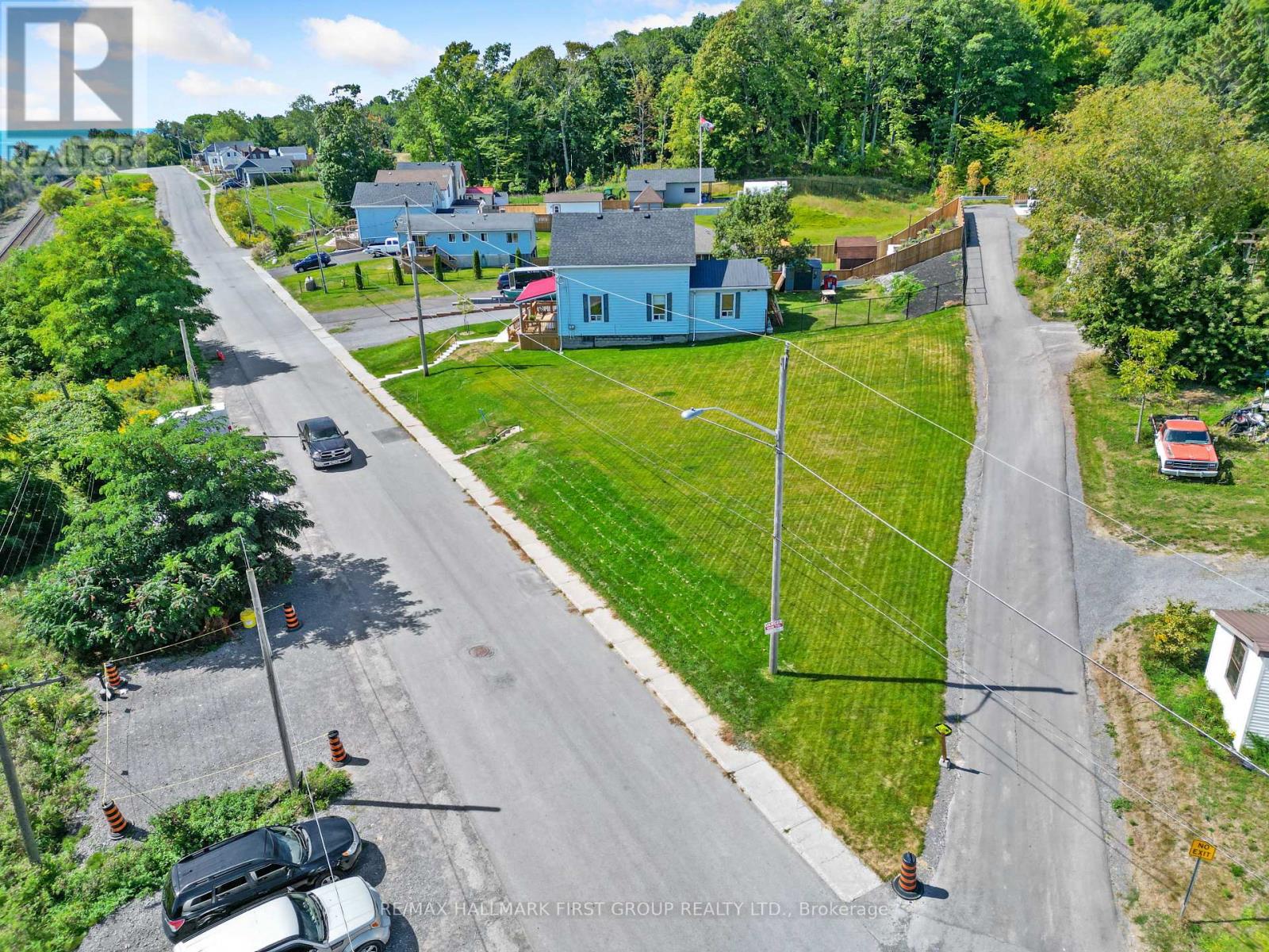 14 ALEXANDER STREET, Port Hope, Ontario