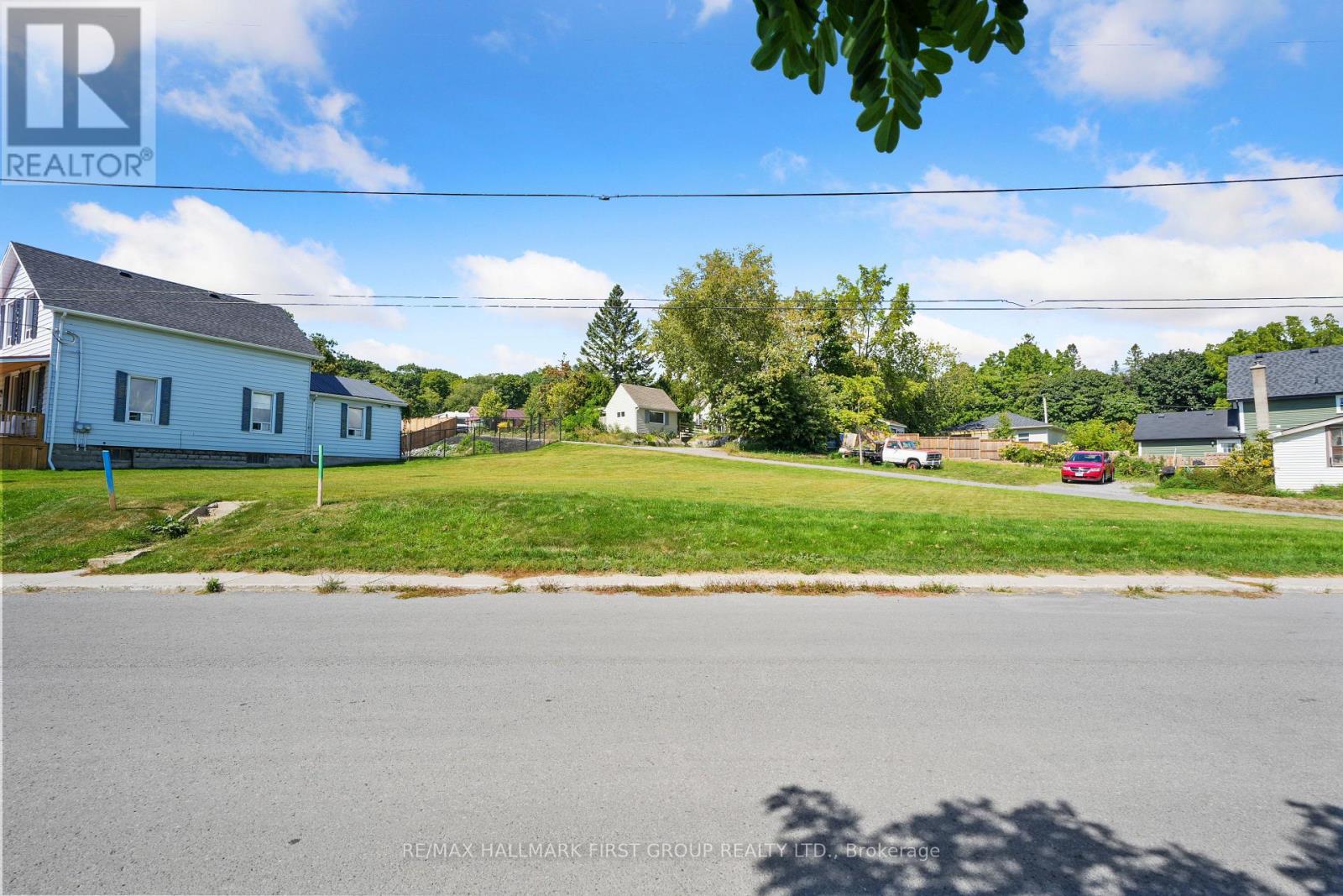 14 Alexander Street, Port Hope, Ontario  L1A 1B2 - Photo 10 - X12471653