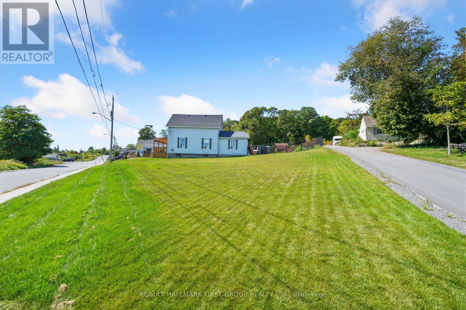14 Alexander Street, Port Hope, Ontario  L1A 1B2 - Photo 3 - X12471653