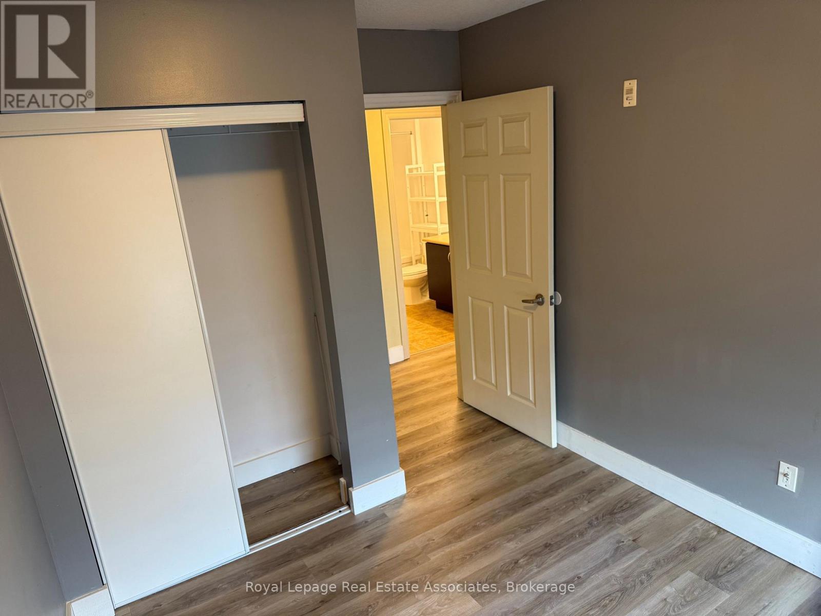 107 - 37 Goodwin Drive, Guelph, Ontario  N1L 0E6 - Photo 5 - X12471680
