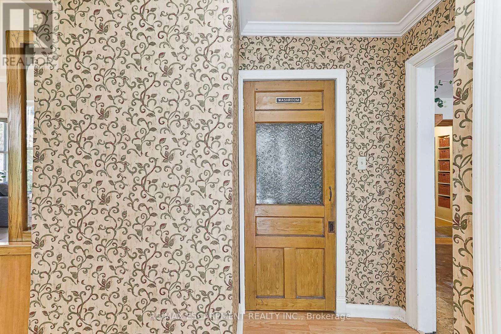 225 Berry Street, Meaford, Ontario  N4L 1G9 - Photo 22 - X12471722