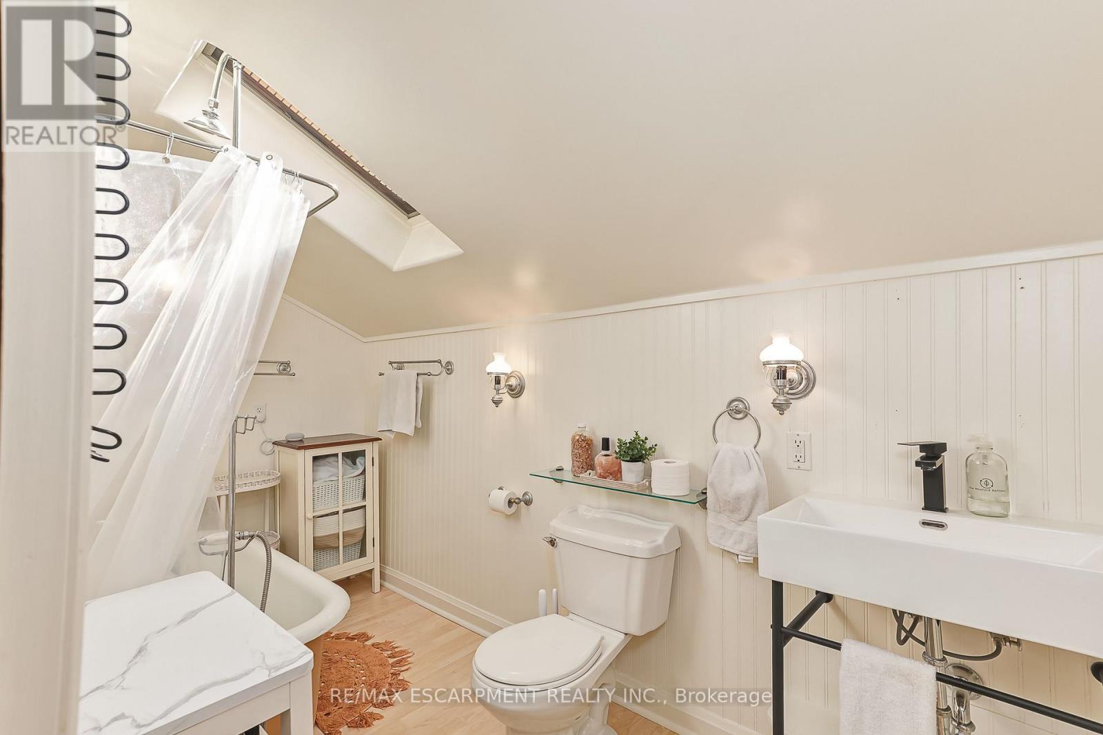 225 Berry Street, Meaford, Ontario  N4L 1G9 - Photo 41 - X12471722