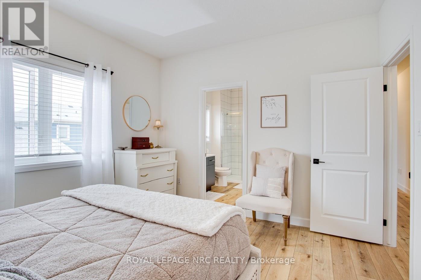 B - 12 Shores Lane, Fort Erie, Ontario  L0S 1B0 - Photo 12 - X12471783