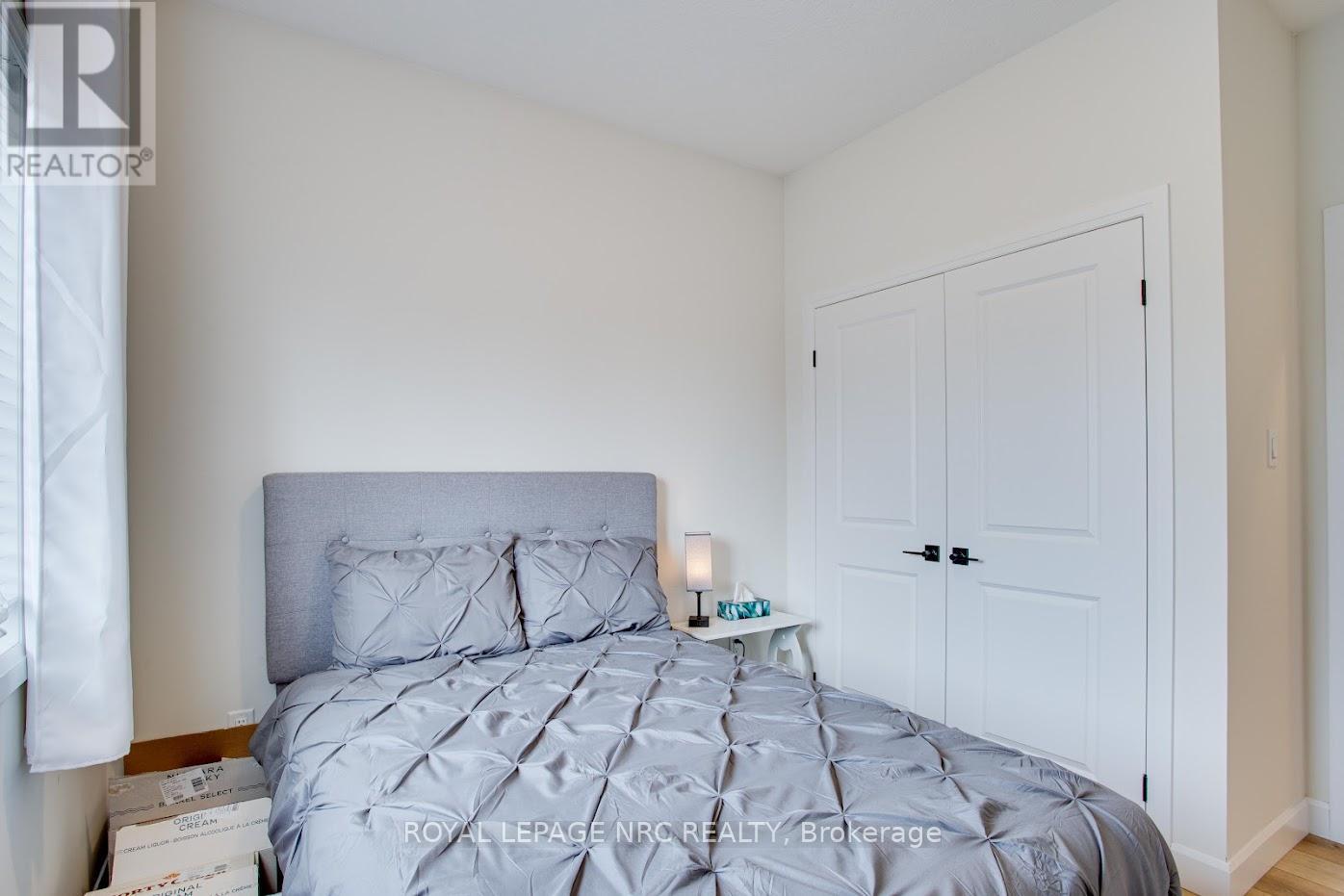 B - 12 Shores Lane, Fort Erie, Ontario  L0S 1B0 - Photo 15 - X12471783